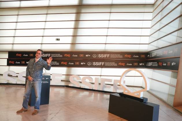 Screening of the film *In the Heart of the Beast* at the San Sebastián Film Festival Actor Brad Pitt during the screening of the film *In the Heart of the Beast* at the San Sebastián Film Festival, at the Kursaal Conference Center, on September 23, 2026, in San Sebastián, Guipúzcoa, Basque Country, Spain. The plot revolves around the unbreakable bond, shared traumas, and the extreme struggle for survival between a retired soldier and his faithful canine companion. SEPTEMBER 23, 2026 San Sebastián, Guipúzcoa, Basque Country, Spain Copyright: xUnanuex 7793684