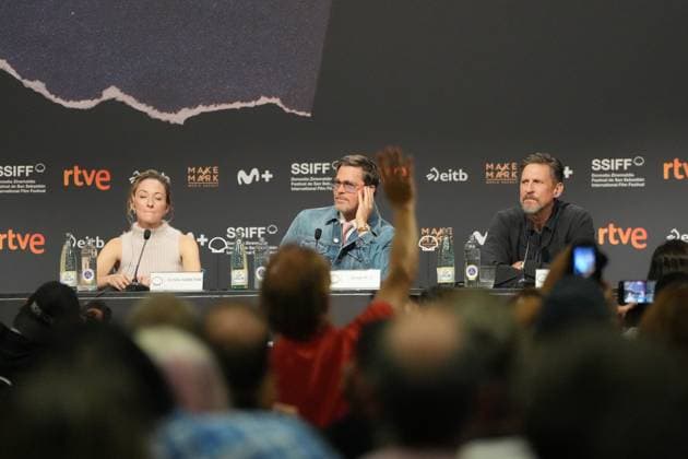 Presentation of the film *In the Heart of the Beast* at the San Sebastián Film Festival I D Producer Olivia Hamilton, actor Brad Pitt, and director David Ayer hold a press conference during the presentation of the film *In the Heart of the Beast* at the San Sebastián Film Festival, at the Kursaal Congress Center, on September 23, 2026, in San Sebastián, Guipúzcoa, Basque Country, Spain. The plot revolves around the unbreakable bond, shared traumas, and the extreme struggle for survival between a retired soldier and his faithful canine companion. SEPTEMBER 23, 2026 San Sebastián, Guipúzcoa, Basque Country, Spain  Copyright: xUnanuex 7793741