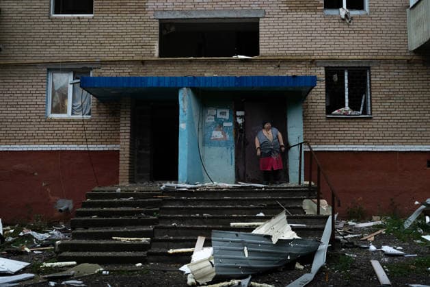 September 23, 2026, Kramatorsk, Donetsk Oblast, Ukraine: The aftermath of a Russian KAB aerial bomb strike that damaged a church and residential buildings in the frontline city of Kramatorsk, Donetsk region. Multiple people were injured in the attack. Kramatorsk Ukraine - ZUMAm350 20260923_zip_m350_002 Copyright: xCameronxJones-Manleyx