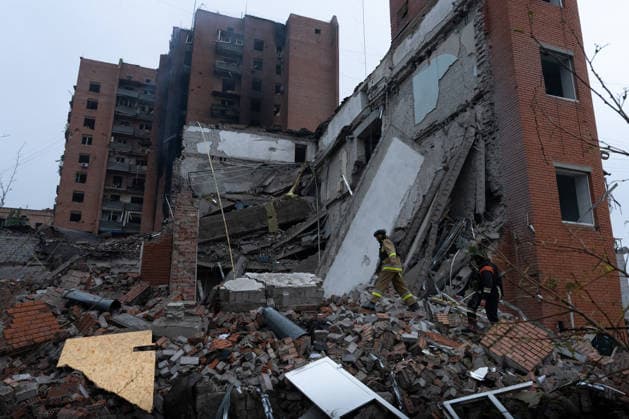 September 23, 2026, Kramatorsk, Donetsk Oblast, Ukraine: The aftermath of a Russian KAB aerial bomb strike that damaged a church and residential buildings in the frontline city of Kramatorsk, Donetsk region. Multiple people were injured in the attack. Kramatorsk Ukraine - ZUMAm350 20260923_zip_m350_005 Copyright: xCameronxJones-Manleyx