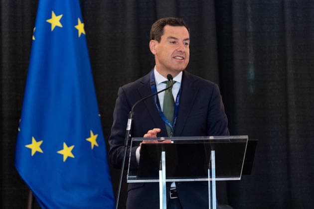 Moreno is participating this Wednesday in Ireland in the meeting of the European Committee of the Regions. The president of the Regional Government of Andalusia, Juanma Moreno, is speaking at the meeting of the Bureau of the Committee of the Regions (CoR) being held in the city of Mullingar, in Ireland. September 23, 2026, in Mullingar, Ireland. The meeting of the Bureau of the European Committee of the Regions in Mullingar was held under the theme Prosperous and Sustainable Communities: Building a Europe That Works for All Territories, where Juanma Moreno addressed two debates. The first focused on the competitiveness, innovation, and economic resilience of Europe’s territories, and the second will revolve around access to housing, espe Copyright: xFranciscoxJ.xOlmox 7793965