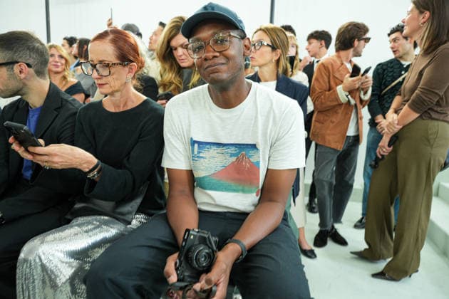 IPA88862886 - Milan, Milan Women™s Fashion Week Spring Summer 2027 - Women™s Fashion, Spring Summer 2027 - Jil Sander fashion show - pictured in the front row: guest  Copyright: xRiccardoxGIordanox xRiccardoxGiordano IPAx IPA88862886