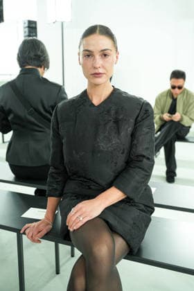 IPA88862831 - Milan, Milan Women™s Fashion Week Spring Summer 2027 - Women™s Fashion, Spring Summer 2027 - Jil Sander fashion show - pictured in the front row: Sophia Roe  Copyright: xRiccardoxGIordanox xRiccardoxGiordano IPAx IPA88862831