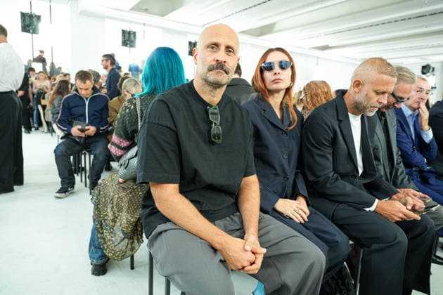 IPA88862882 - Milan, Milan Women™s Fashion Week Spring Summer 2027 - Women™s Fashion, Spring Summer 2027 - Jil Sander fashion show - pictured in the front row: guest  Copyright: xRiccardoxGIordanox xRiccardoxGiordano IPAx IPA88862882