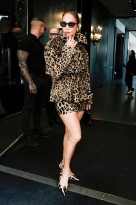 MFW Spring Summer 2027 Jennifer Lopez Arrival MP MILAN, ITALY - SEPTEMBER 23: Jennifer Lopez is spotted during Milan Fashion Week WOMEN S COLLECTION SPRING SUMMER 2027 on September 23, 2026 in Milan, Italy. Photo by Marco Piovanotto Abacapress.com Milan Italy  Copyright: xPiovanottoxMarco ABACAx