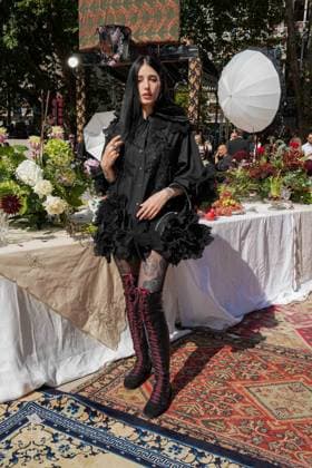 IPA88865945 - Milan, Milan Women™s Fashion Week Spring Summer 2027 - Women™s Fashion, Spring Summer 2027 - Antonio Marras fashion show - front row in the photo: guest  Copyright: xRiccardoxGIordanox xRiccardoxGiordano IPAx IPA88865945