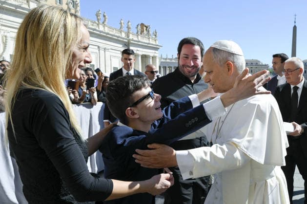 Pope Leo XIV Leads The General Audience - Vatican Pope Leo XIV attends the weekly general audience in Saint Peter’s square, Vatican on September 23, 2026. Photo by (EV) Simone Risoluti Vatican Media ABACAPRESS.COM Rome  Copyright: xABACAx