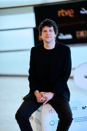 September 23, 2026, Donostia San Sebastian, Euskadi, Spain: Jesse Eisenberg attended The Debut Red Carpet during 74th San Sebastian International Film Festival at Kursaal Theatre on September 23, 2026 in Donostia San Sebastian, Spain Donostia San Sebastian Spain - ZUMAg15_ 20260923_zaf_g15_162 Copyright: xJackxAbuinx