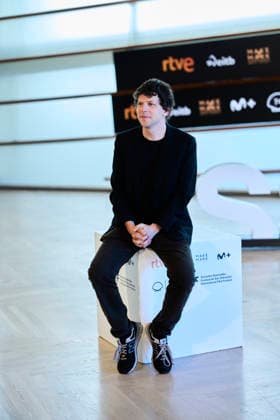 September 23, 2026, Donostia San Sebastian, Euskadi, Spain: Jesse Eisenberg attended The Debut Red Carpet during 74th San Sebastian International Film Festival at Kursaal Theatre on September 23, 2026 in Donostia San Sebastian, Spain Donostia San Sebastian Spain - ZUMAg15_ 20260923_zaf_g15_158 Copyright: xJackxAbuinx