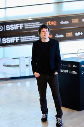 September 23, 2026, Donostia San Sebastian, Euskadi, Spain: Jesse Eisenberg attended The Debut Red Carpet during 74th San Sebastian International Film Festival at Kursaal Theatre on September 23, 2026 in Donostia San Sebastian, Spain Donostia San Sebastian Spain - ZUMAg15_ 20260923_zaf_g15_146 Copyright: xJackxAbuinx