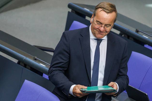 Bundestag: Boris Pistorius (SPD), Federal Minister of Defense, at the German Bundestag on September 23, 2026, in Berlin, Berlin, Berlin, Germany, Bundestag