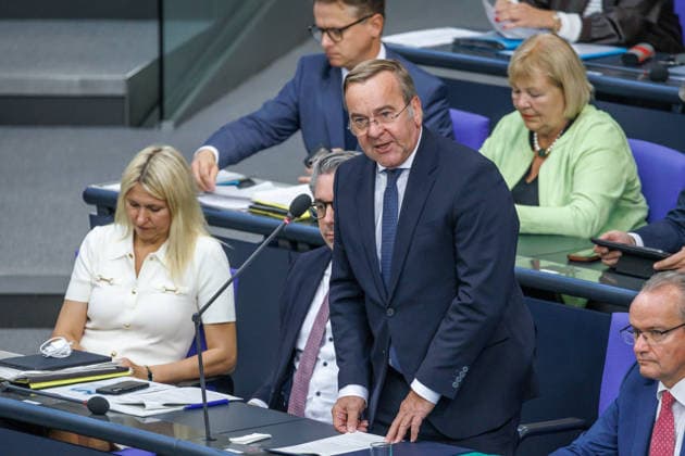 Bundestag: Boris Pistorius (SPD), Federal Minister of Defense, at the German Bundestag on September 23, 2026, in Berlin, Berlin, Germany, Bundestag