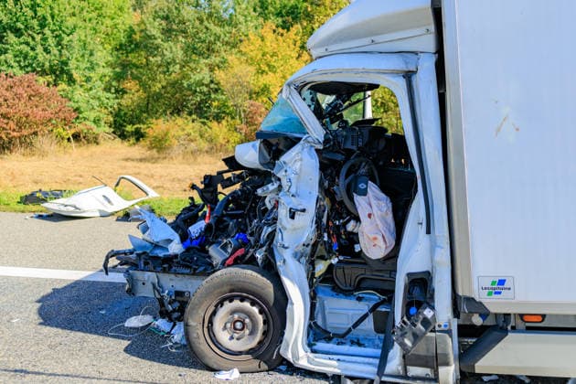 Sprinter Collides with Tru