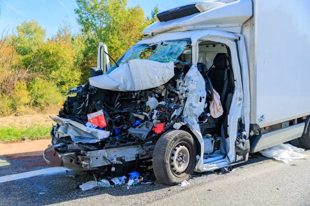 Sprinter Collides with Tru