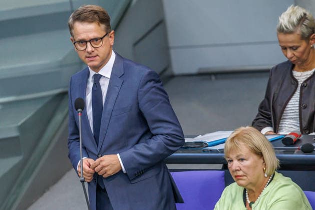 Bundestag Dr. Carsten Linnemann, Federal Minister of Health, at the German Bundestag on September 23, 2026, in Berlin, Berlin, Germany, Bundestag