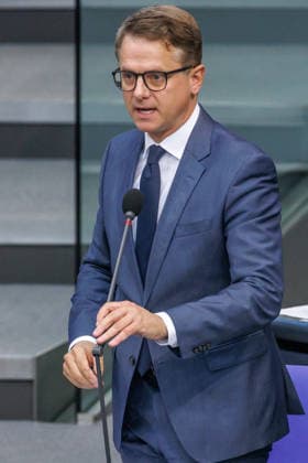 Bundestag Dr. Carsten Linnemann, Federal Minister of Health, at the German Bundestag on September 23, 2026, in Berlin, Berlin, Berlin, Germany, Bundestag