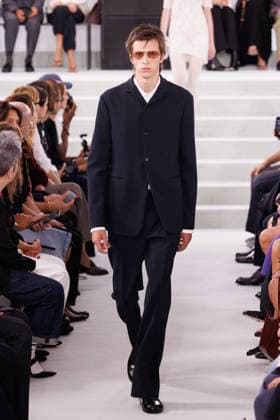 IPA88869490 - Milan, Milan Women™s Fashion Week Spring Summer 2027 - Women™s Fashion, Spring Summer 2027 - Jil Sander fashion show - pictured on the runway: Model.  Copyright: xCinziaxCamelax xx IPA88869490
