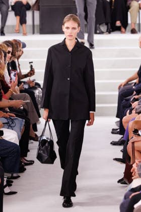 IPA88869546 - Milan, Milan Women™s Fashion Week Spring Summer 2027 - Women™s Fashion, Spring Summer 2027 - Jil Sander fashion show - pictured on the runway: Model.  Copyright: xCinziaxCamelax xx IPA88869546