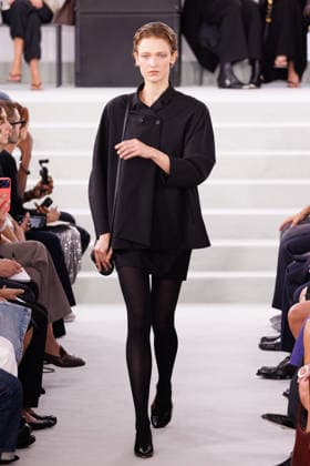 IPA88869587 - Milan, Milan Women™s Fashion Week Spring Summer 2027 - Women™s Fashion, Spring Summer 2027 - Jil Sander fashion show - pictured on the runway: Model.  Copyright: xCinziaxCamelax xx IPA88869587