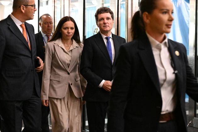 September 23, 2026, New York, New York, USA: President Nicu?or Dan of Romania and first lady of Romania Mirabela Gr?dinaru arrive for day 2 of the opening of the 81st Session of the United Nations General Assembly at United Nations Headquarters in New York, New York, USA on Wednesday, 23 September, 2026 New York USA - ZUMAs152 20260923_faa_s152_050 Copyright: xKylexMazzax-xPoolxviaxCNPx