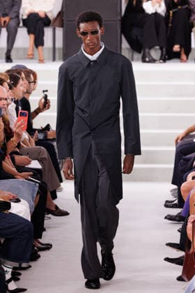 IPA88869603 - Milan, Milan Women™s Fashion Week Spring Summer 2027 - Women™s Fashion, Spring Summer 2027 - Jil Sander fashion show - pictured on the runway: Model.  Copyright: xCinziaxCamelax xx IPA88869603