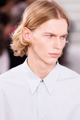 IPA88869432 - Milan, Milan Women™s Fashion Week Spring Summer 2027 - Women™s Fashion, Spring Summer 2027 - Jil Sander fashion show - pictured on the runway: Model.  Copyright: xCinziaxCamelax xx IPA88869432