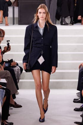 IPA88869633 - Milan, Milan Women™s Fashion Week Spring Summer 2027 - Women™s Fashion, Spring Summer 2027 - Jil Sander fashion show - pictured on the runway: Model.  Copyright: xCinziaxCamelax xx IPA88869633