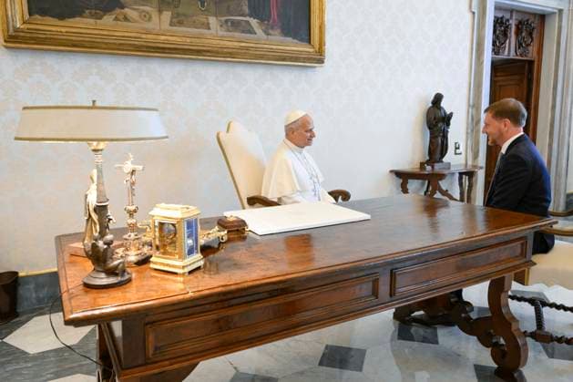 IPA88869815 - Italy, Rome, Vatican, September 23, 2026: Pope Leo XIV receives His Excellency Mr. Michael Kretschmer, Minister-President of the State of Saxony, in a private audience at the Vatican. Photograph by VATICAN MEDIA Catholic Press Photo  Copyright: xVATICANxMEDIA xCatholicxPressxPhotox xx IPA88869815