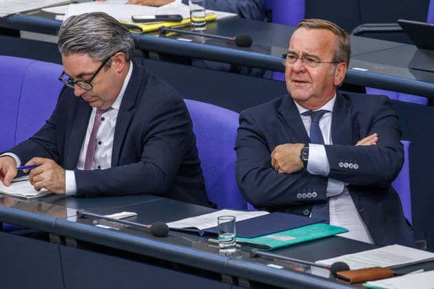 Bundestag: Boris Pistorius (SPD), Federal Minister of Defense, at the German Bundestag on September 23, 2026, in Berlin, Berlin, Germany, Bundestag