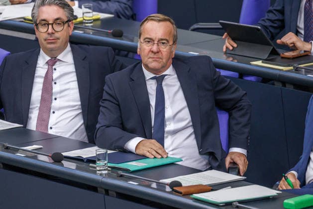 Bundestag: Boris Pistorius (SPD), Federal Minister of Defense, at the German Bundestag on September 23, 2026, in Berlin, Berlin, Germany, Bundestag