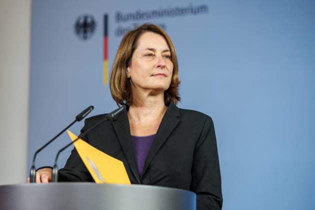 Statement by Federal Minister of the Interior Dobrindt at a press conference on the Action Plan Against Social Benefits Fraud, featuring Federal Minister of the Interior Alexander Dobrindt and State Secretary Leonie Gebers (SPD) on September 23, 2026, in Berlin, Berlin, Berlin, Germany, Federal Ministry of the Interior