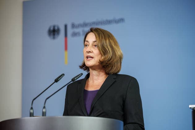Statement by Federal Minister of the Interior Dobrindt at a press conference on the Action Plan Against Social Benefits Fraud, featuring Federal Minister of the Interior Alexander Dobrindt and State Secretary Leonie Gebers (SPD) on September 23, 2026, in Berlin, Berlin, Berlin, Germany, Federal Ministry of the Interior