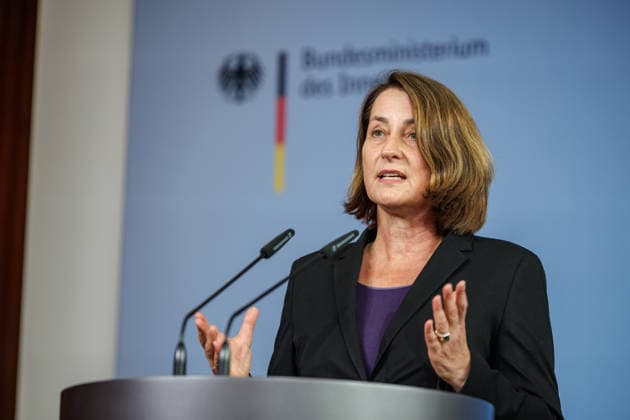 Statement by Federal Minister of the Interior Dobrindt at a press conference on the Action Plan Against Social Benefits Fraud, featuring Federal Minister of the Interior Alexander Dobrindt and State Secretary Leonie Gebers (SPD) on September 23, 2026, in Berlin, Berlin, Berlin, Germany, Federal Ministry of the Interior
