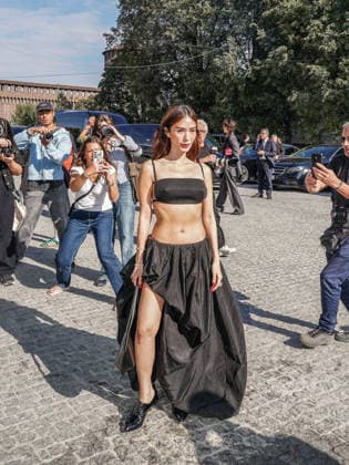 IPA88870931 - Milan, Milan Women s Fashion Week Spring Summer 2027 - Women s Fashion, Spring Summer 2027 - JIL SANDER fashion show - arrivals - pictured: Heart Evangelista  Copyright: xEmanuelexRobertoxDexCarlix xx IPA88870931