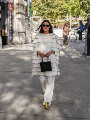 IPA88870848 - Milan, Milan Women s Fashion Week Spring Summer 2027 - Women s Fashion, Spring Summer 2027 - JIL SANDER fashion show - arrivals - pictured: guest  Copyright: xEmanuelexRobertoxDexCarlix xx IPA88870848