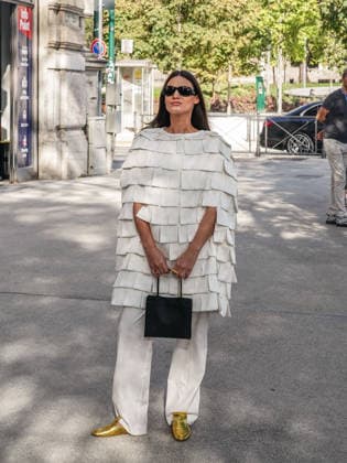 IPA88870851 - Milan, Milan Women s Fashion Week Spring Summer 2027 - Women s Fashion, Spring Summer 2027 - JIL SANDER fashion show - arrivals - pictured: guest  Copyright: xEmanuelexRobertoxDexCarlix xx IPA88870851