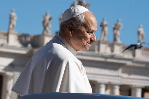 Pope Leo XIV Leads The General Audience - Vatican Pope Leo XIV attends the weekly general audience at St Peter s Square in Vatican City on September 23, 2026. Photo by Andrea Bracaglia ABACAPRESS.COM Vatican City Vatican City Vatican (or Holy See)  Copyright: xBracagliaxAndrea ABACAx