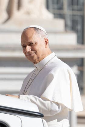 Pope Leo XIV Leads The General Audience - Vatican Pope Leo XIV attends the weekly general audience at St Peter s Square in Vatican City on September 23, 2026. Photo by Andrea Bracaglia ABACAPRESS.COM Vatican City Vatican City Vatican (or Holy See)  Copyright: xBracagliaxAndrea ABACAx