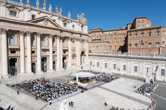 Pope Leo XIV Leads The General Audience - Vatican Pope Leo XIV attends the weekly general audience at St Peter s Square in Vatican City on September 23, 2026. Photo by Andrea Bracaglia ABACAPRESS.COM Vatican City Vatican City Vatican (or Holy See)  Copyright: xBracagliaxAndrea ABACAx