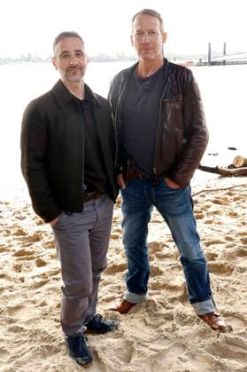 Denis Moschitto and Wotan Wilke Möhring at a photo shoot on the set of the ARD crime drama *Tatort: Schwere See* at Falkensteiner Ufer in Hamburg, September 23, 2026 Foto:xH.xHartmannx xFuturexImagex tatort_hh_6904