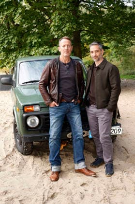 Wotan Wilke Möhring and Denis Moschitto at a photo shoot on the set of the ARD crime drama *Tatort: Schwere See* at Falkensteiner Ufer in Hamburg, September 23, 2026 Foto:xH.xHartmannx xFuturexImagex tatort_hh_6911
