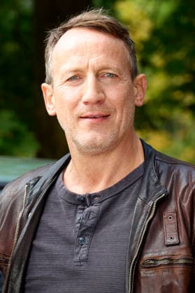 Wotan Wilke Möhring at a photo shoot on the set of the ARD crime drama *Tatort: Schwere See* at Falkensteiner Ufer in Hamburg, September 23, 2026 Foto:xH.xHartmannx xFuturexImagex tatort_hh_6918