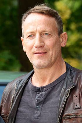 Wotan Wilke Möhring at a photo shoot on the set of the ARD crime drama *Tatort: Schwere See* at Falkensteiner Ufer in Hamburg, September 23, 2026 Foto:xH.xHartmannx xFuturexImagex tatort_hh_6920