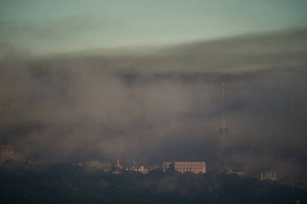 Smoke shrouds Kyiv after Russian drone strikes Smoke from fires at civilian facilities, including petrol stations and warehouses, rises over residential districts in Kyiv, Ukraine, on September 23, 2026. The fires, attributed to a Russian drone attack, produced dense smoke and smog across several parts of the city. Kyiv Ukraine  Copyright: xYevhenxKotenkox originalFilename: ukrinform-smokeshr260923_npk5q.jpg