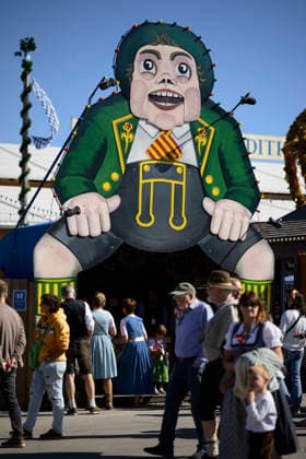 Ball-Throwing Booth at the Oidn Wiesn Oktoberfest, Munich, September 23, 2026