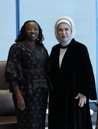 Emine Erdogan meets Rachel Ruto at Turkevi Center NEW YORK, UNITED STATES - SEPTEMBER 23: (----EDITORIAL USE ONLY - MANDATORY CREDIT - TURKISH PRESIDENCY MUSTAFA KAMACI HANDOUT - NO MARKETING NO ADVERTISING CAMPAIGNS - DISTRIBUTED AS A SERVICE TO CLIENTS----) Emine Erdogan, wife of Turkish President Recep Tayyip Erdogan and Chair of the United Nations High-Level Advisory Board of Eminent Persons on Zero Waste, meets Rachel Ruto, wife of Kenyan President William Samoei Ruto, at the Turkevi Center in New York, United States, on September 23, 2026. TUR Presidency Mustafa Kamaci Anadolu New York United States. Editorial use only. Please get in touch for any other usage.  Copyright: x2026xAnadoluxTURxPresidencyx xMustafaxKamacix