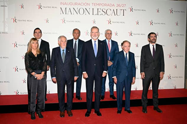 Opening of the 2026–2027 Season at the Teatro Real: King Felipe VI, alongside Gregorio Maranón, president of the Teatro Real, and Ernest Urtasun, Minister of Culture, attend a performance of Giacomo Puccini’s opera *Manon Lescaut* to mark the opening of the Teatro Real’s 2026–2027 opera season on September 23, 2026, in Madrid, Spain, September 23, 2026, Spain  Copyright: xFranciscoxGuerrax 7794715