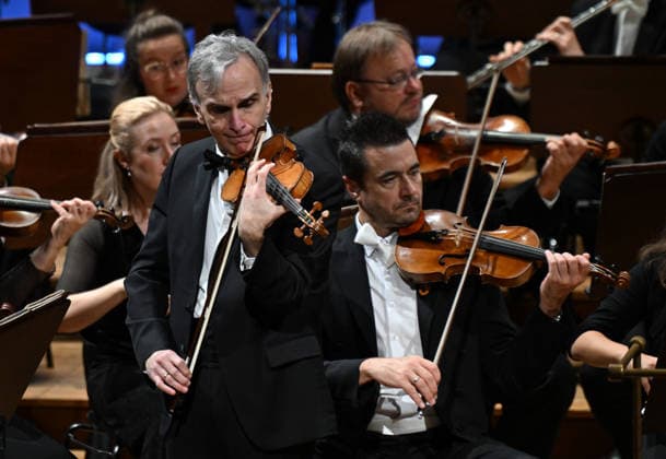 American violinist Gil Shaham performs with Czech Philharmonic during the closing concert of the Dvorak Prague International Music Festival, on September 23, 2026, in Prague, Czech Republic. (CTKxPhoto KaterinaxSulova) CTKPhotoP2026092309656  CTKPhotoP2026092309656