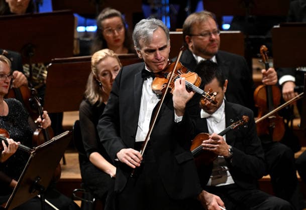 American violinist Gil Shaham performs with Czech Philharmonic during the closing concert of the Dvorak Prague International Music Festival, on September 23, 2026, in Prague, Czech Republic. (CTKxPhoto KaterinaxSulova) CTKPhotoP2026092309660  CTKPhotoP2026092309660