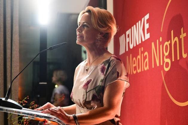 FUNKE Media Night ** FOR EDITORIAL USE ONLY ** EDITORIAL USE ONLY ** p Media Night at Stue, Julia Becker, publisher of the Funke Media Group, photographed on September 23, 2026, in Berlin Berlin Berlin Berlin Copyright MaurizioxGambarini Copyright: MaurizioxGambarini doc87qbzfrghcntdxnmqwl ,EDITORIAL USE ONLY Copyright: MaurizioxGambarini